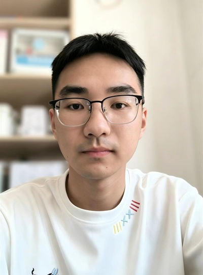 杨超越
